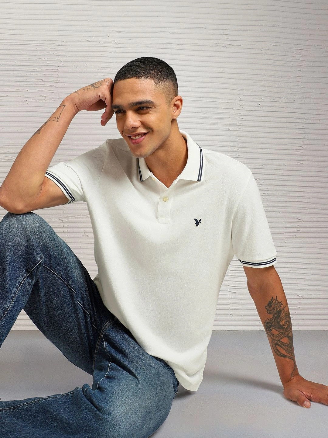 AMERICAN EAGLE OUTFITTERS Men's Standard Fit Tipped Pique Polo T-Shirt
