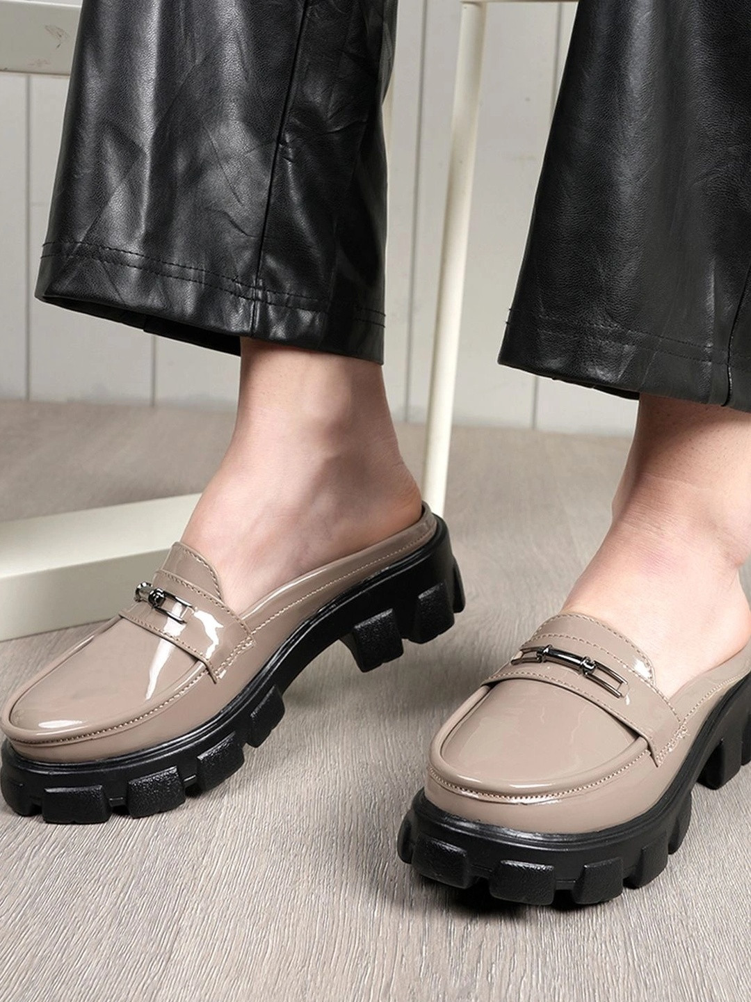 CORSICA Women Mules