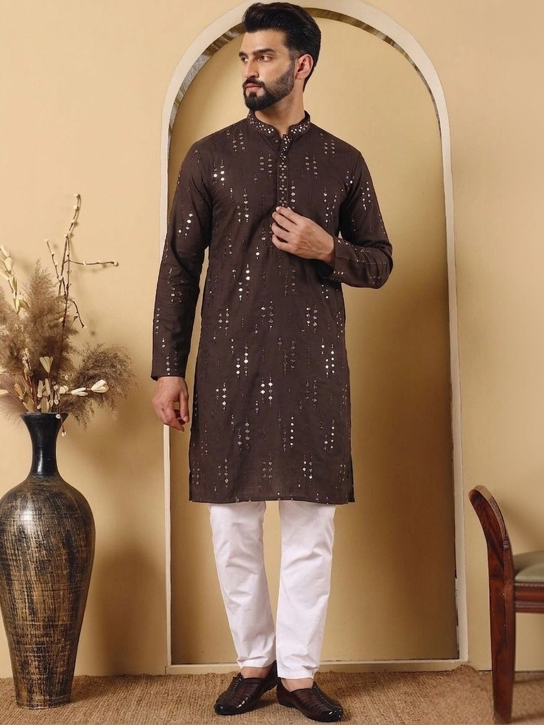 Shiv Leela Men Embellished Mirror Work Grandeur & Majestic Artwork Chanderi Silk Kurta