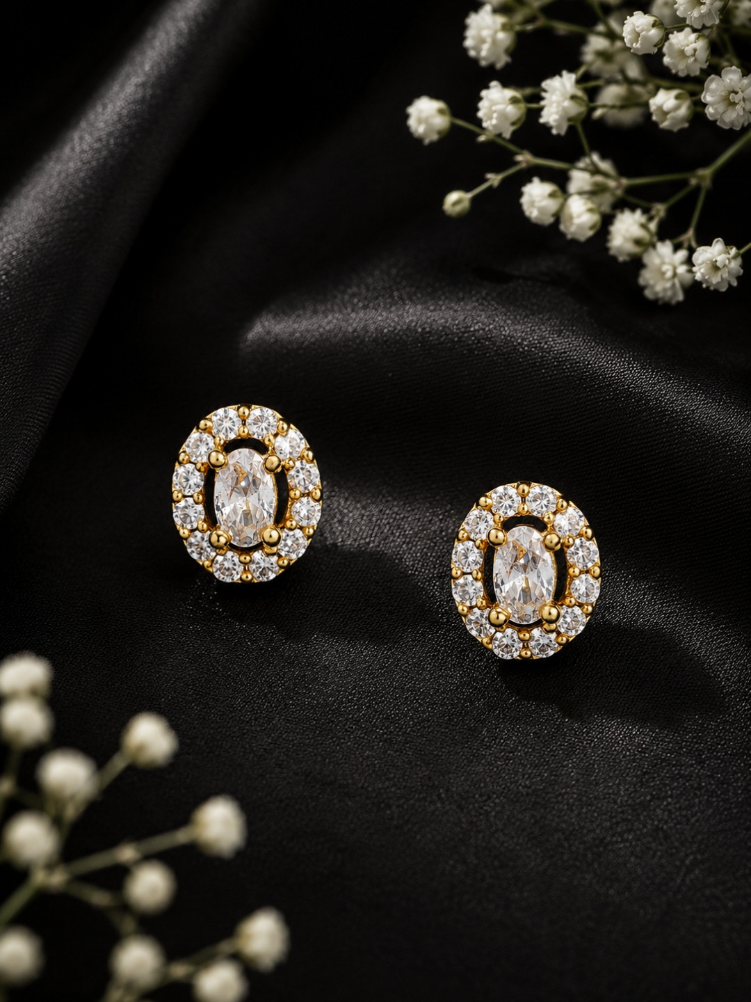 DressBerry Gold-Toned Gold Plated Oval Studs