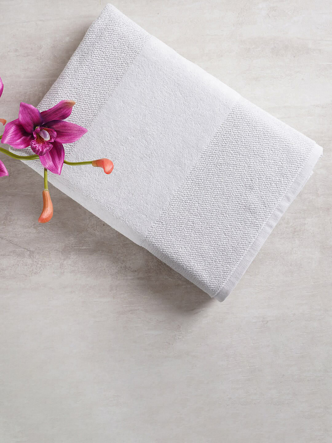 Pure Home and Living White Solid 600 GSM Cotton Bath Towel