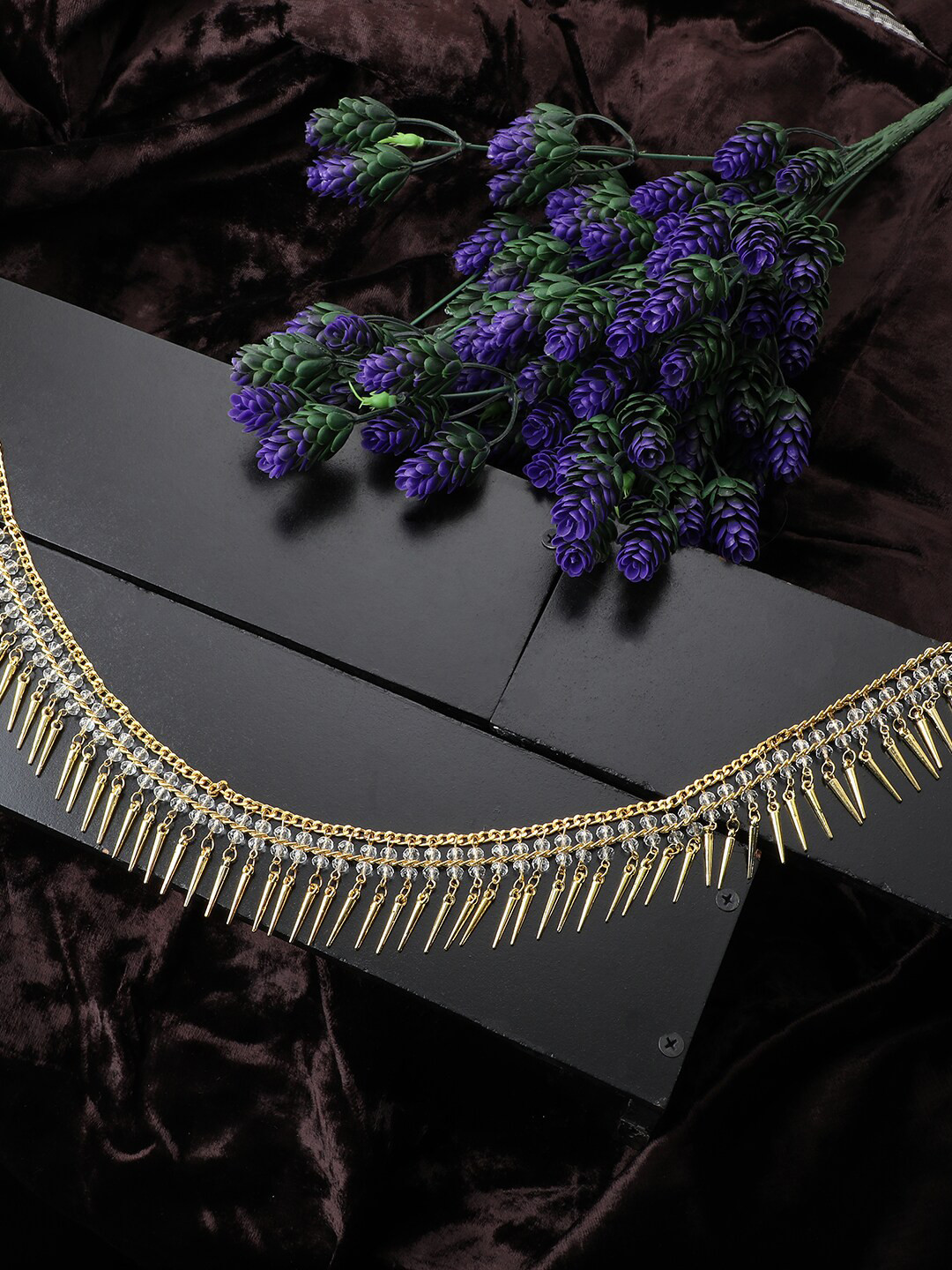 ANIKAS CREATION Gold-Plated White Stone Studded & Beaded Kamarband