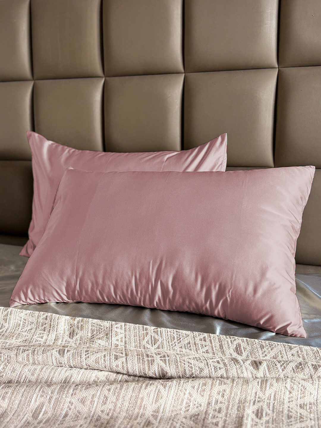 Seevo Set Of 2 Pink 400 TC Satin Pillow Covers
