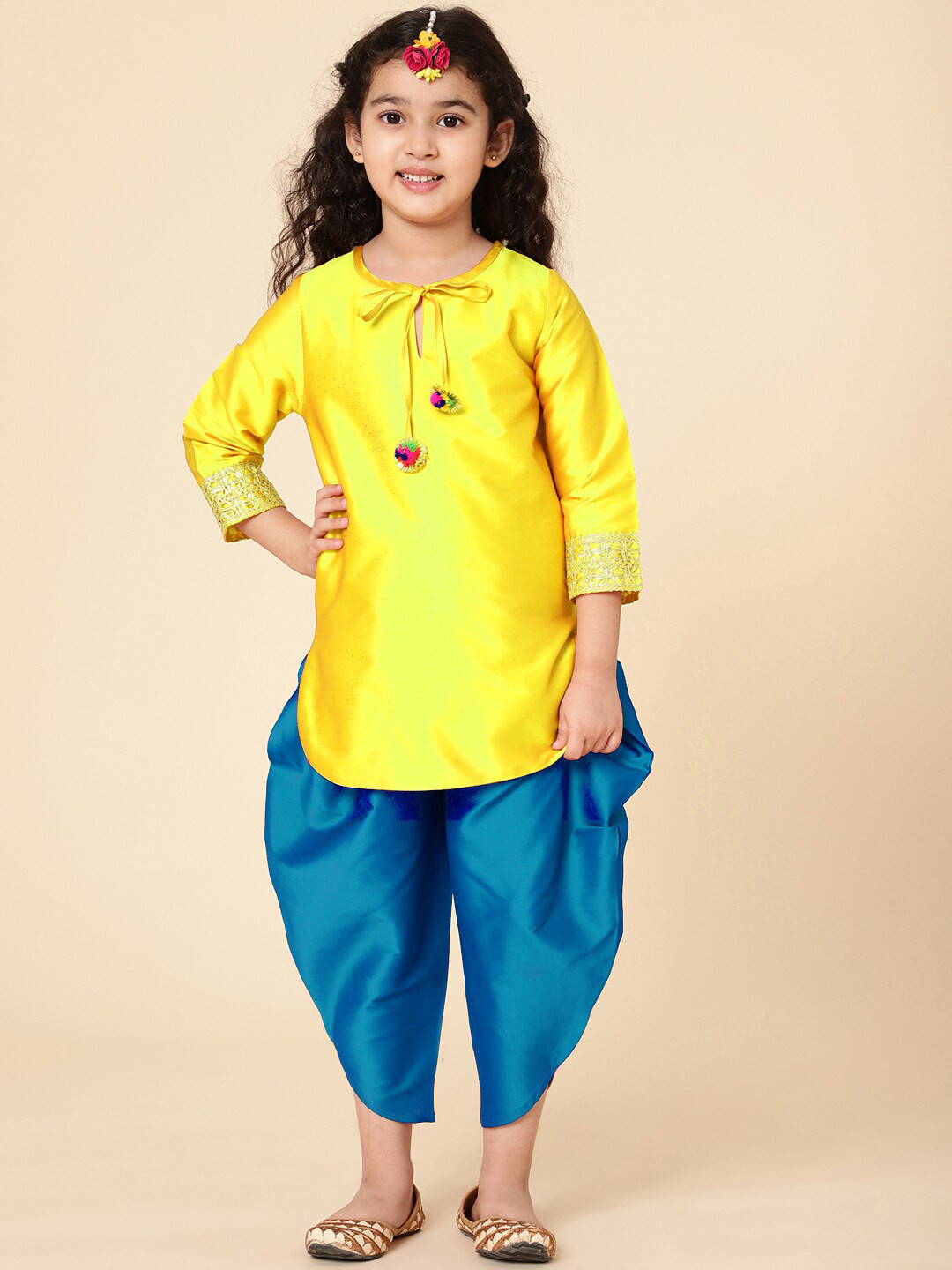 A T U N Girls Yellow Kurta with Dhoti Pants