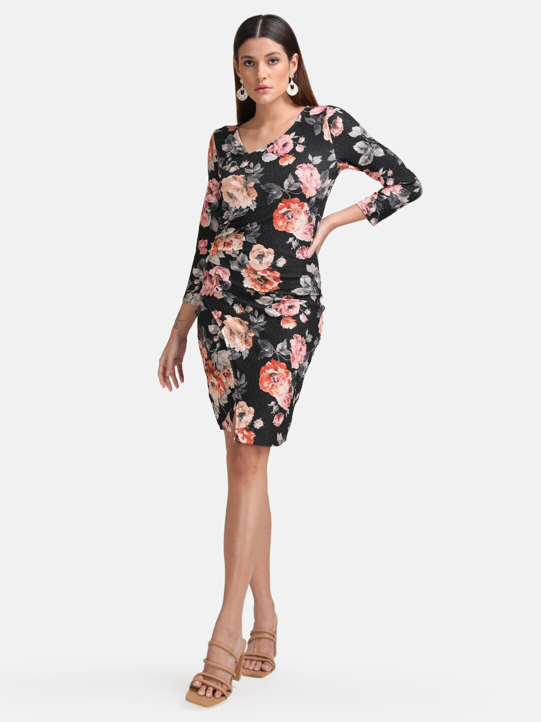 Kazo Women Printed Black & Pink Floral Bodycon Dress