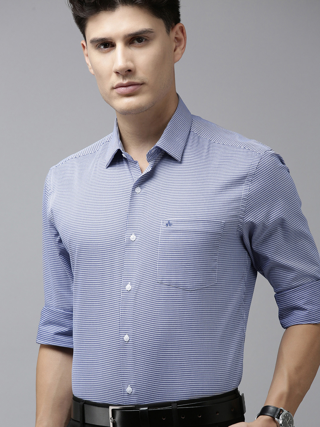 Arrow Men Blue & White Manhattan Slim Fit Textured Formal Shirt