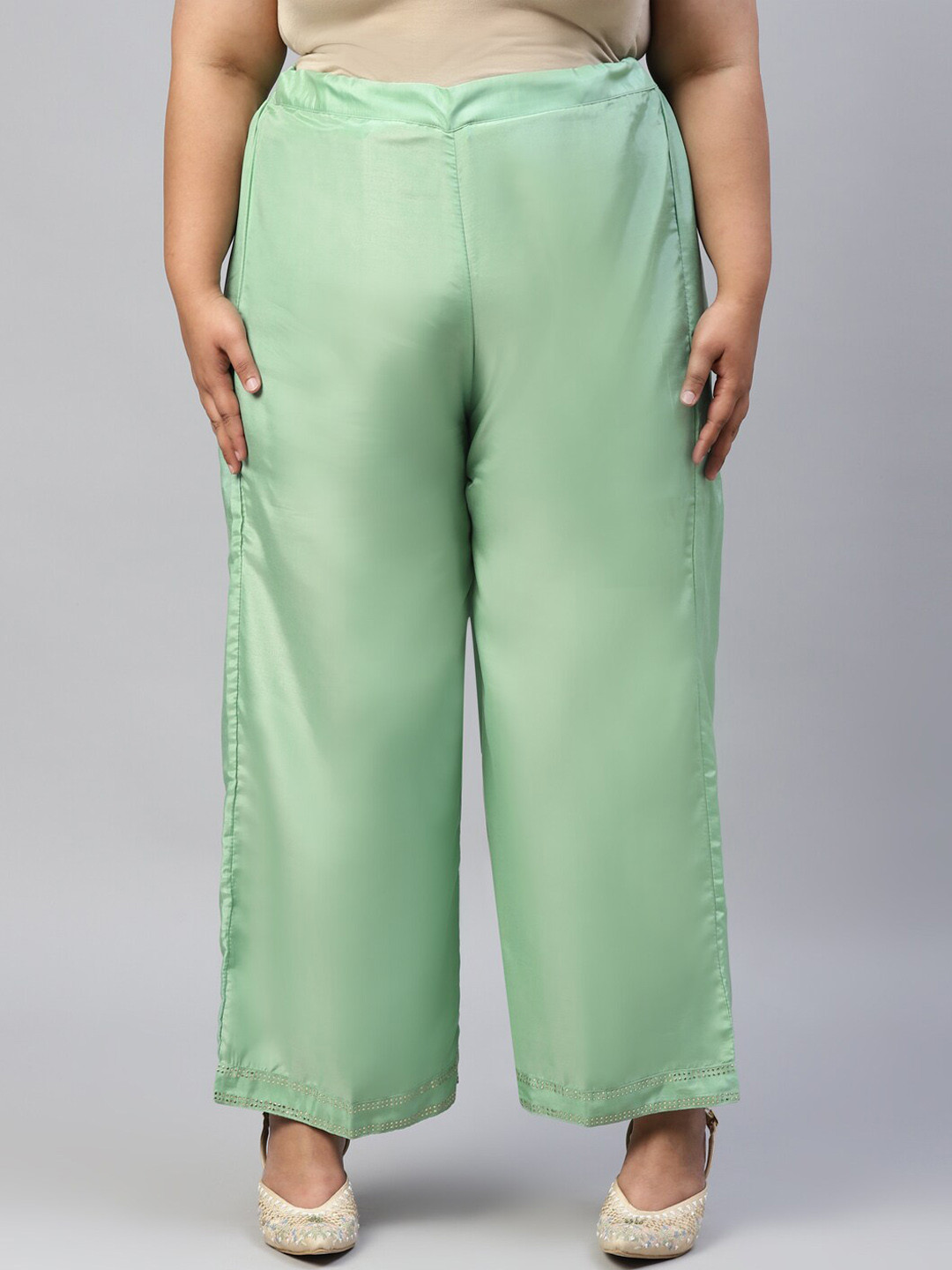 W Women Green Solid AW-22 Trousers