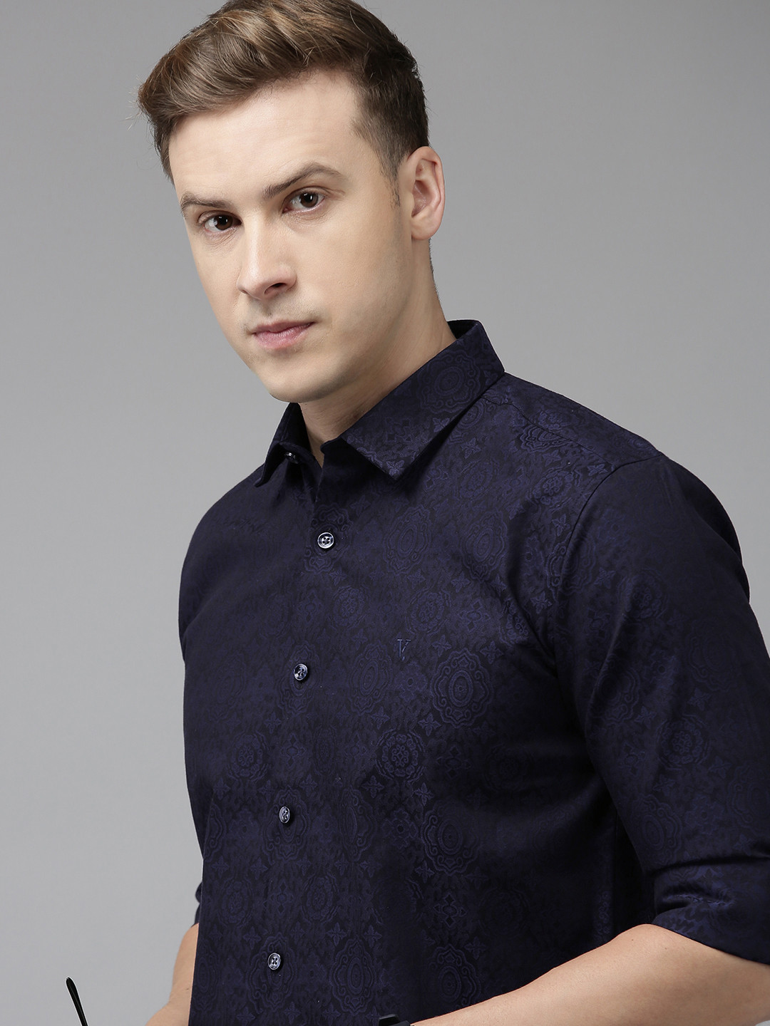 Van Heusen  Spread Collar Ethnic Motifs Printed Pure Cotton Casual Shirt