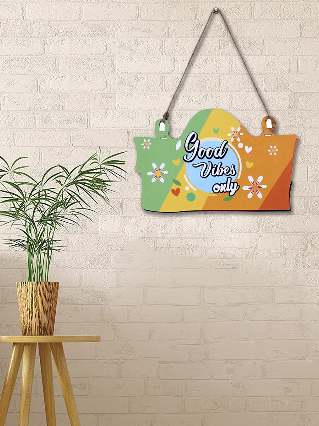 Kuber Industries Good Vibes Only Wood Floral Matte Hanging Hall Signs and Plaques-7.5In