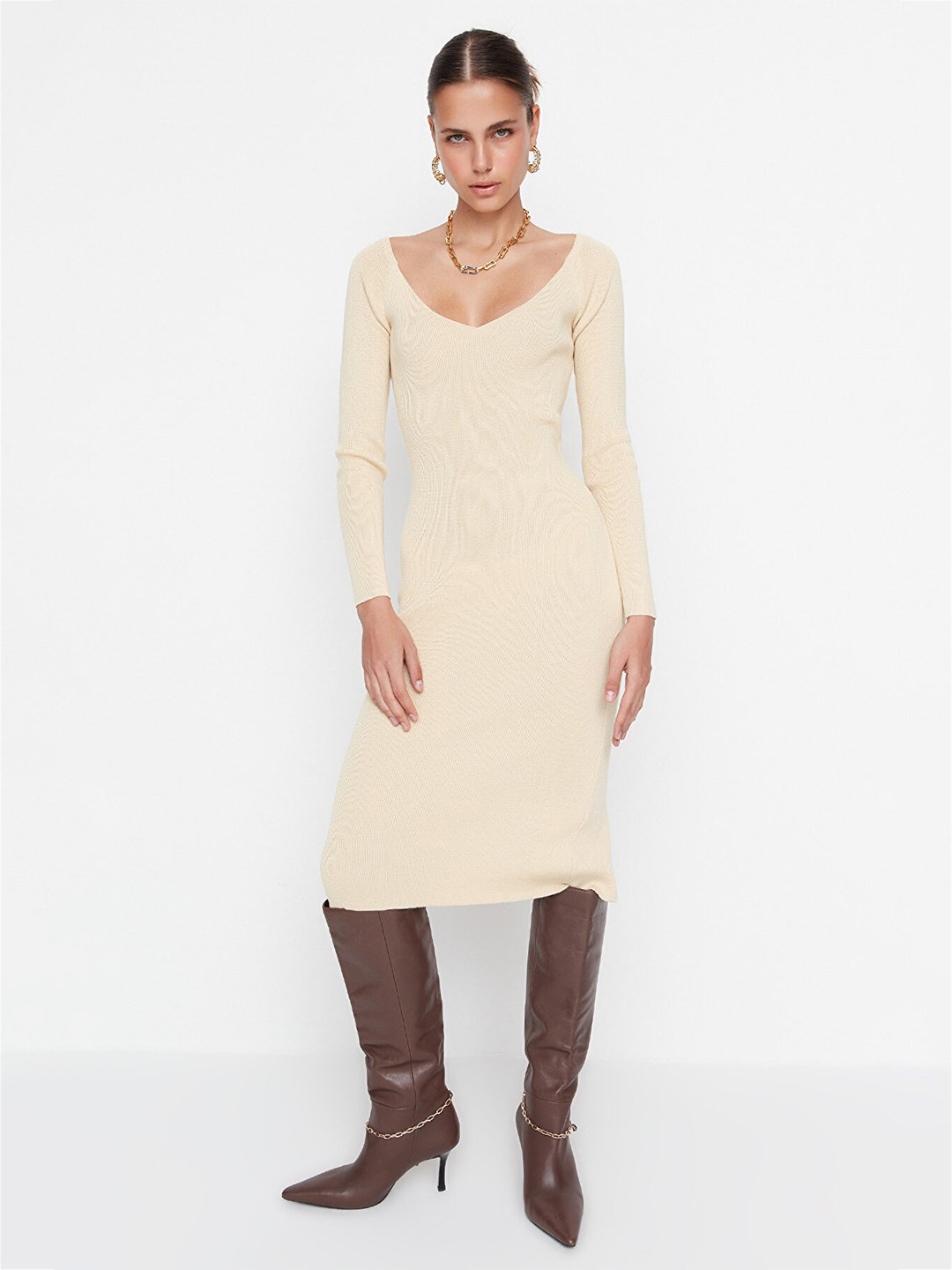 Trendyol Women Beige Solid V-Neck Jumper Dress