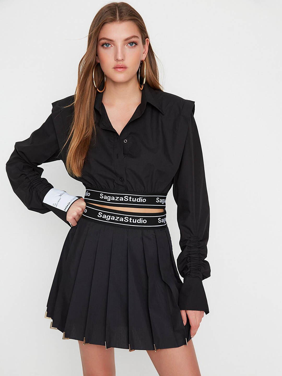 Trendyol Women Black Solid Pleated Mini Skirt