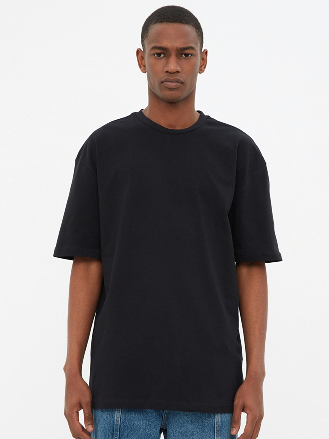 Trendyol Men Black Solid Drop-Shoulder Sleeves Cotton T-shirt