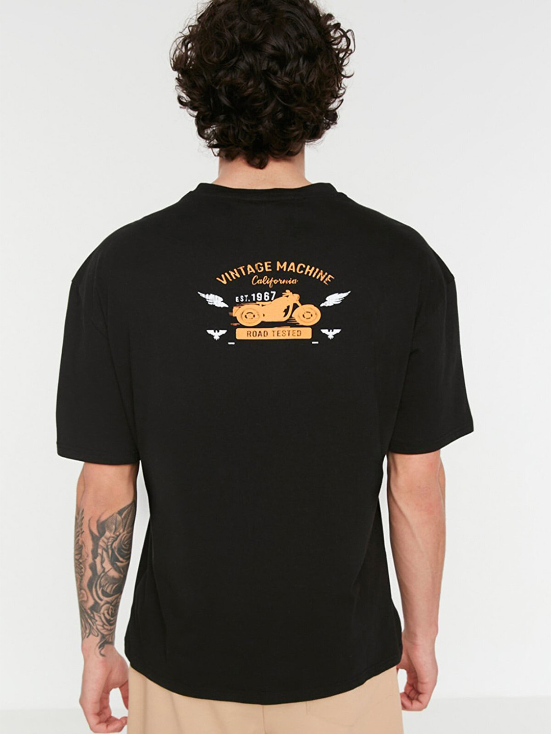 Trendyol Men Black Typography Printed Drop-Shoulder Sleeves Cotton T-shirt