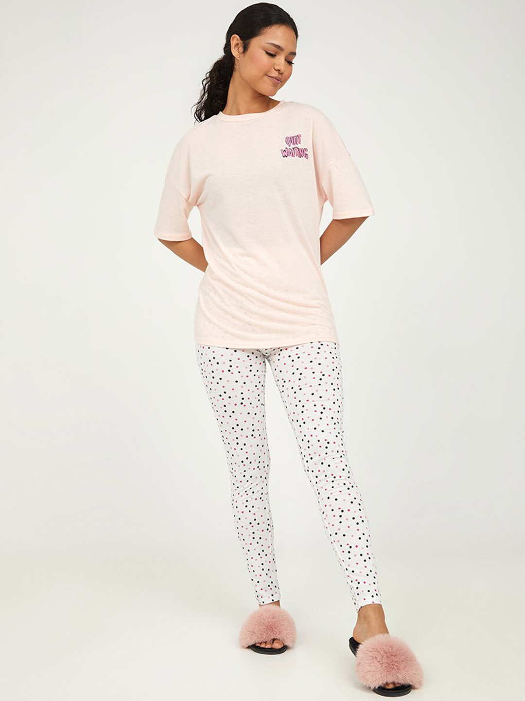 Styli Women Cream-Coloured & White Quit Waiting Slogan T-shirt & Spot Print Leggings Set