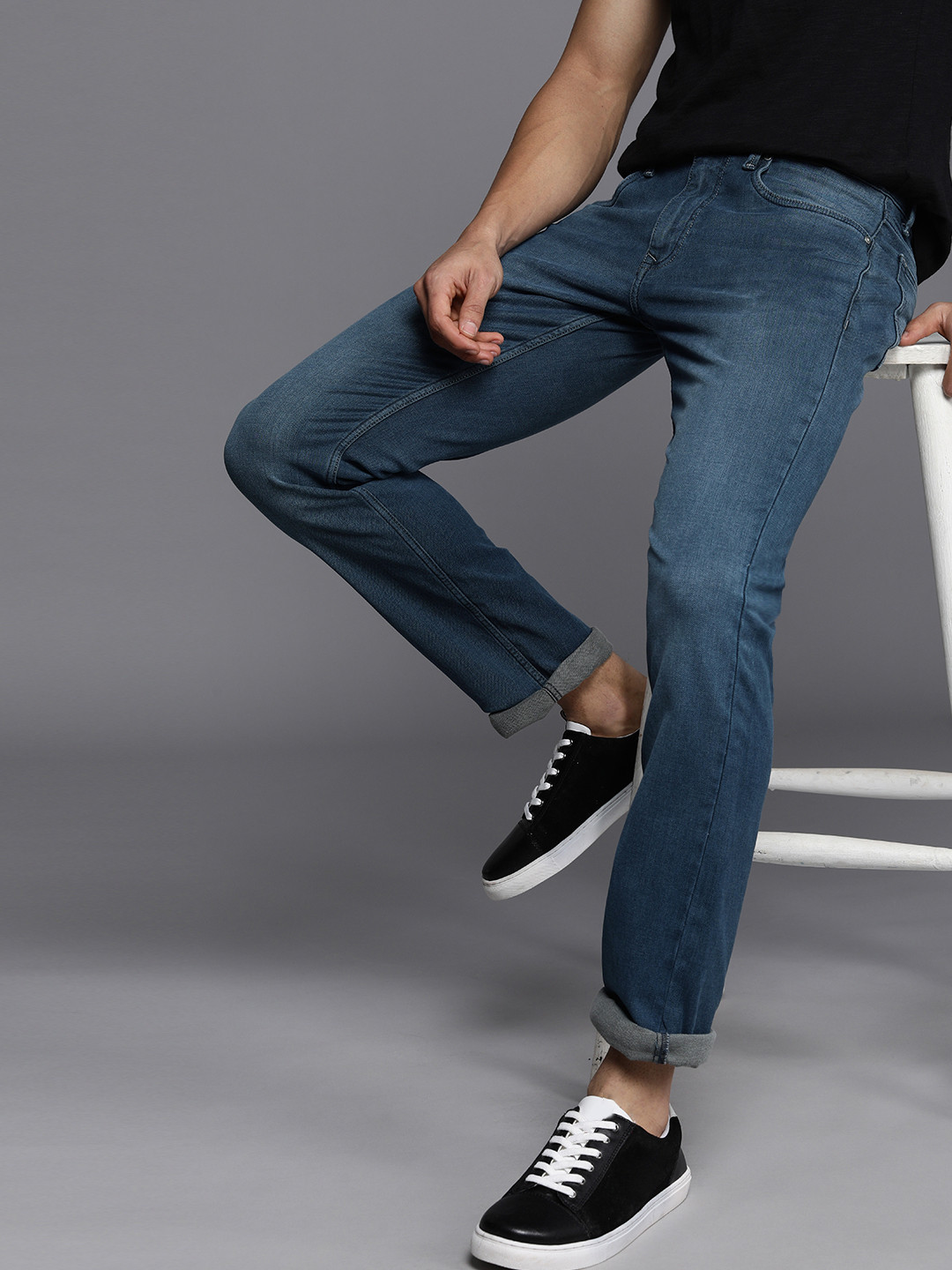 Louis Philippe Jeans Men Navy Blue Slim Fit Low-Rise Light Fade Bleached Stretchable Jeans