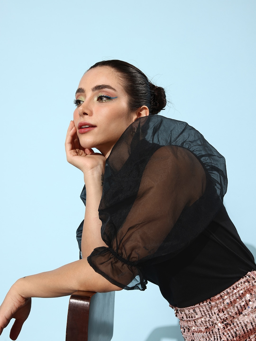 The Roadster Life Co. Inky Black 90's Hollaback Cutout Course Puff Sleeve Top - Tops for Women 20328094 | Myntra