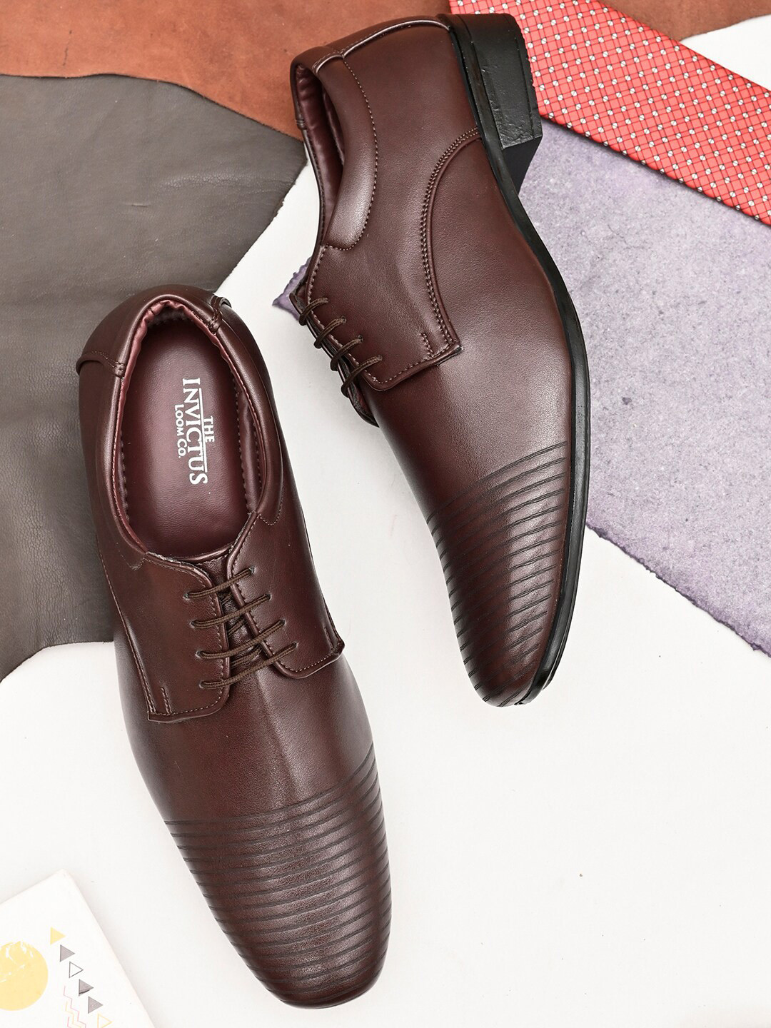 INVICTUS Men Brown Solid Lace-Up Derby Formal Shoes