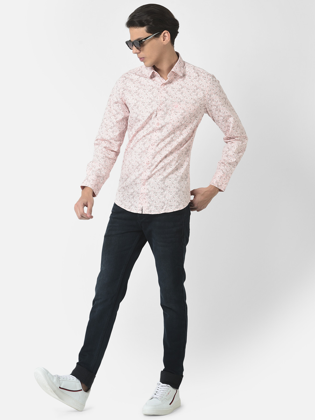 Crimsoune Club Men Pink Slim Fit Floral Printed Casual Cotton Shirt