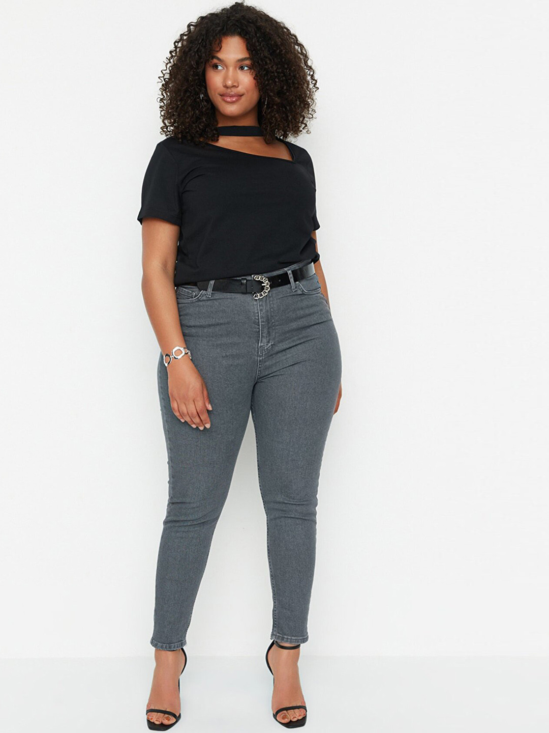 Trendyol Plus Size Women Mid-Rise Skinny Fit Jeans
