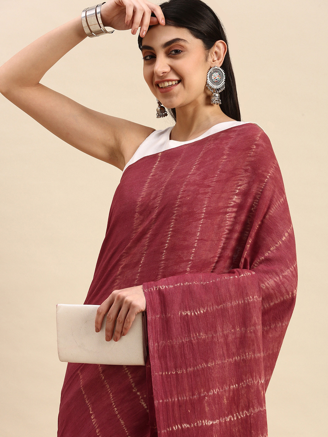 Apaapi Threads of glory Maroon & Beige Tie and Dye Pure Cotton Saree