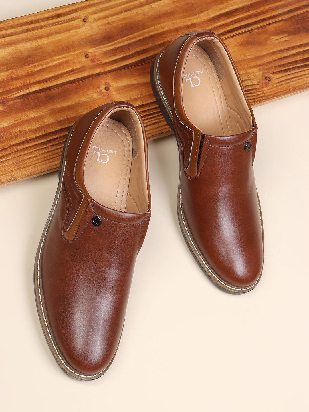 Carlton London Men Brown Slip On Lightweight Loafers