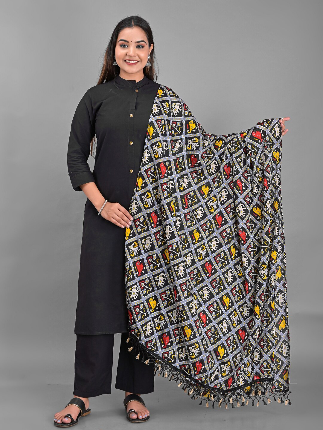 Apratim Black & Red Printed Bandhani Dupatta
