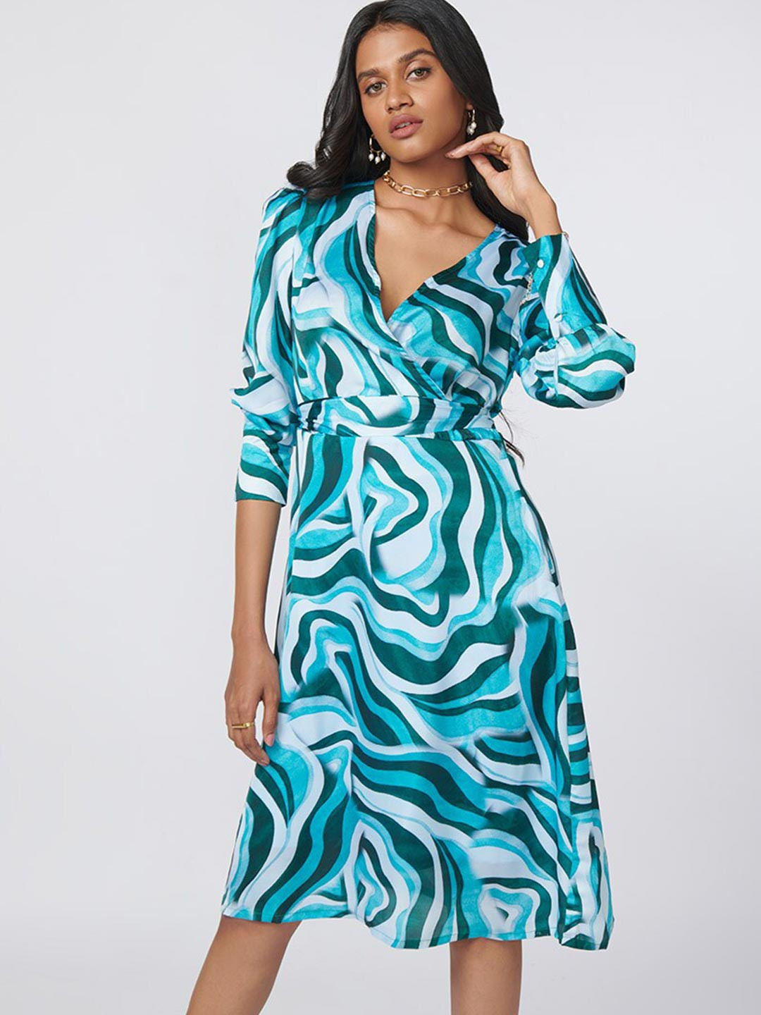 NOT SO PINK Women Teal & White Abstract Printed Wrap Dress
