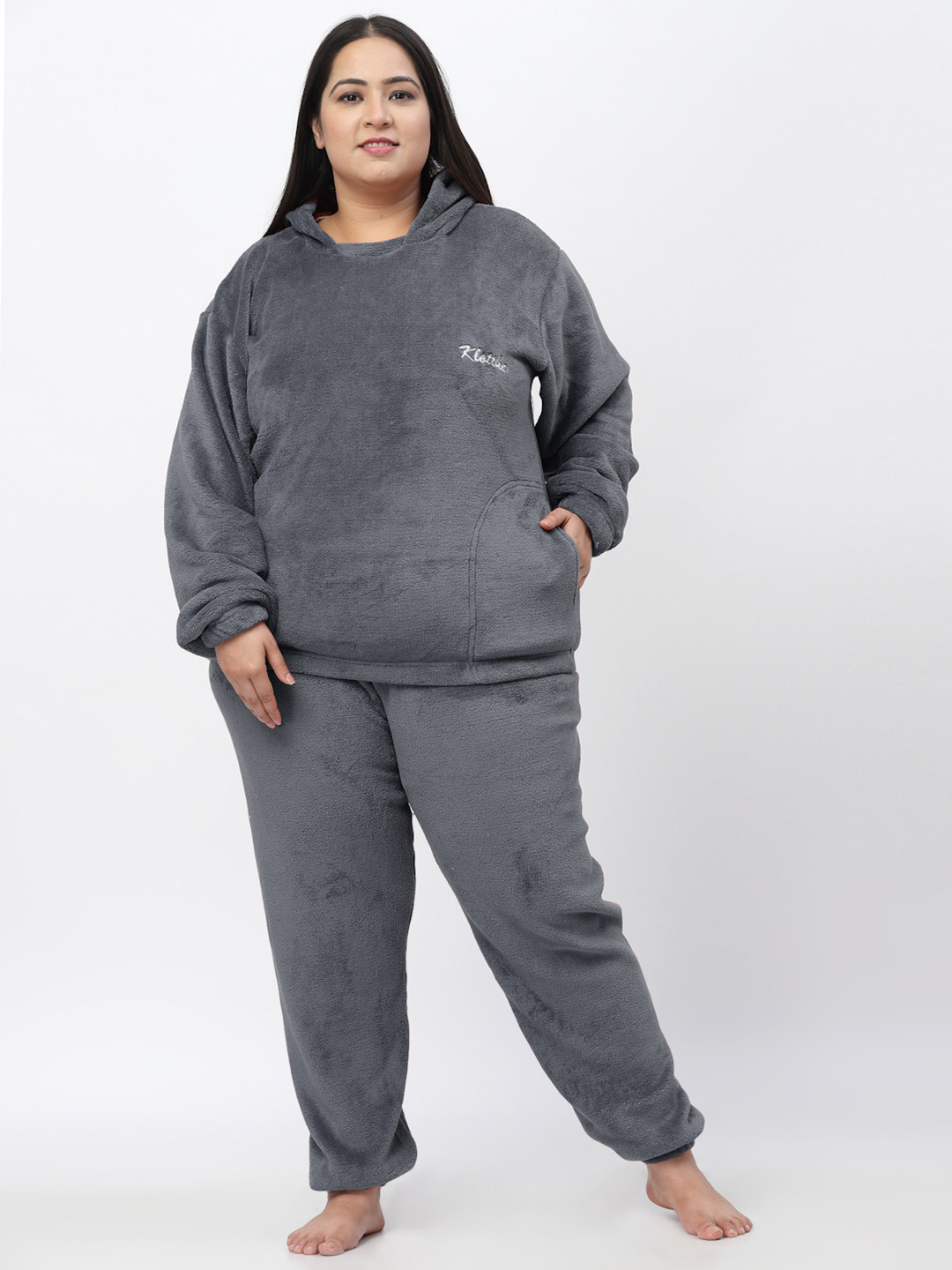 KLOTTHE Plus Size Woolen Hooded Night suit