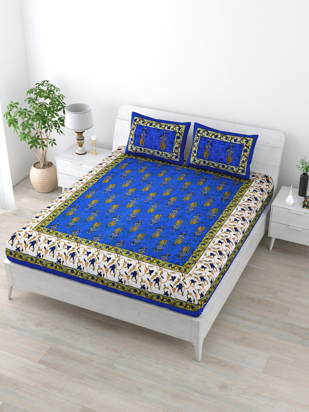 LIVING ROOTS Blue Ethnic Motifs Cotton Breathable 144 TC Queen Bedsheet with 2 Pillow Covers-85 x 96 inches