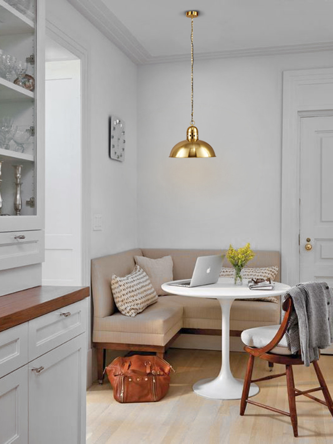 THE LIGHT STORE Gold-Toned Pendant Lamp