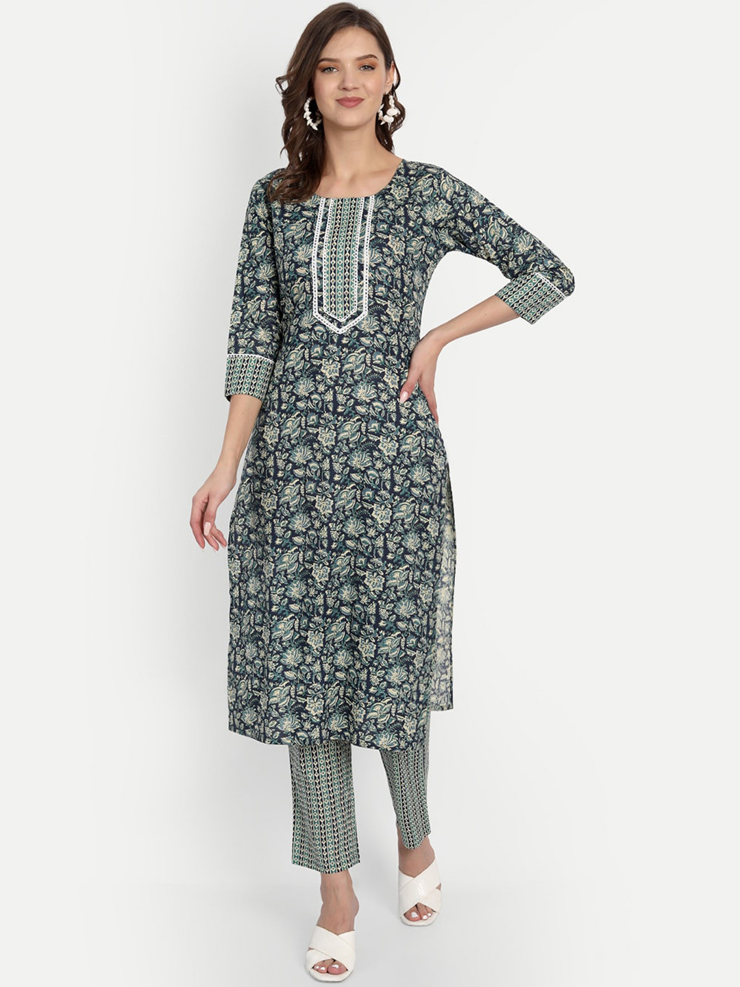 Haute and Humble Women Teal & Beige Printed Straight Pure Cotton Kurta with Trousers