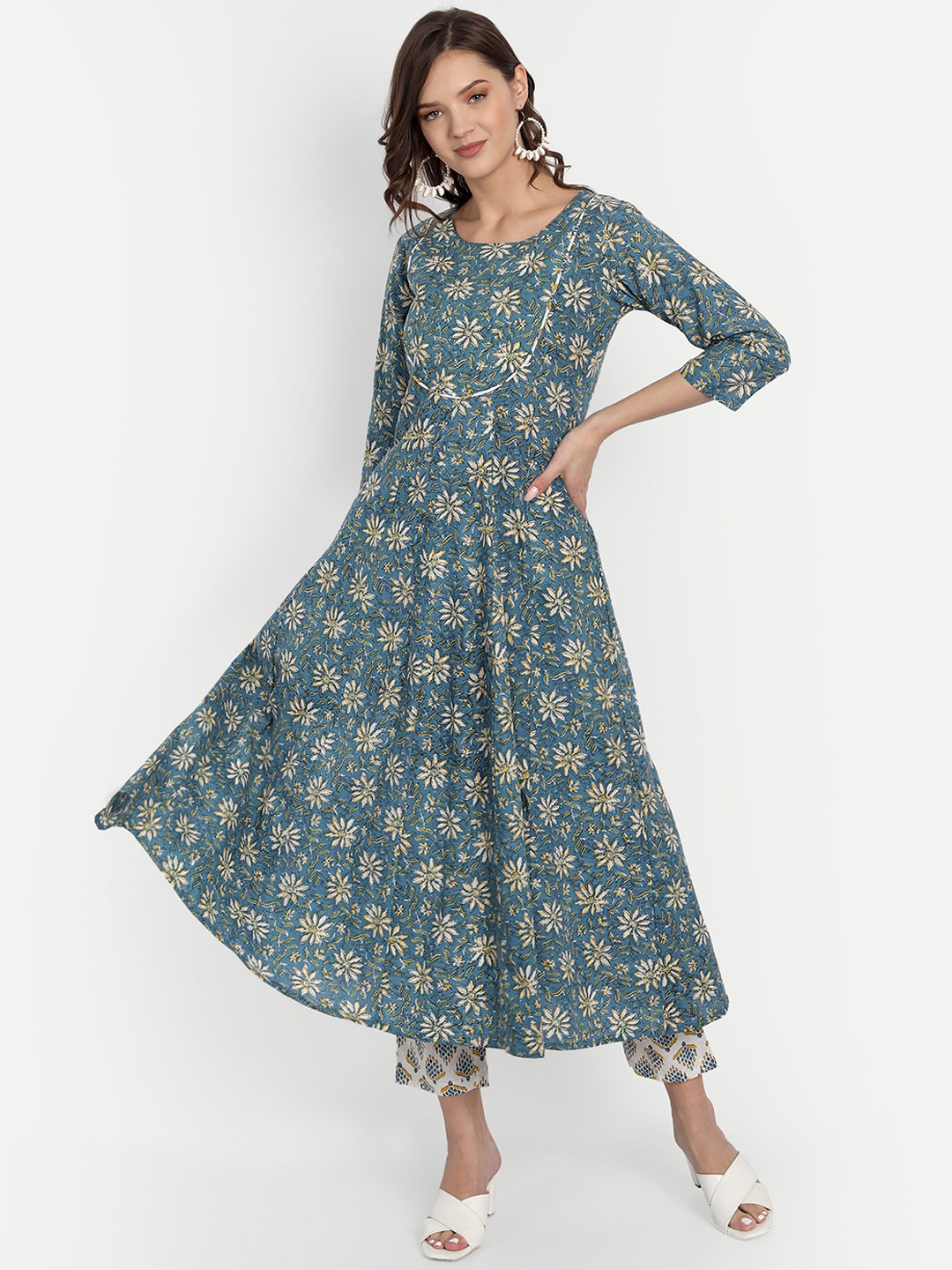 Haute and Humble Women Teal Floral Printed Sequinned Pure Cotton Kurta with Trousers