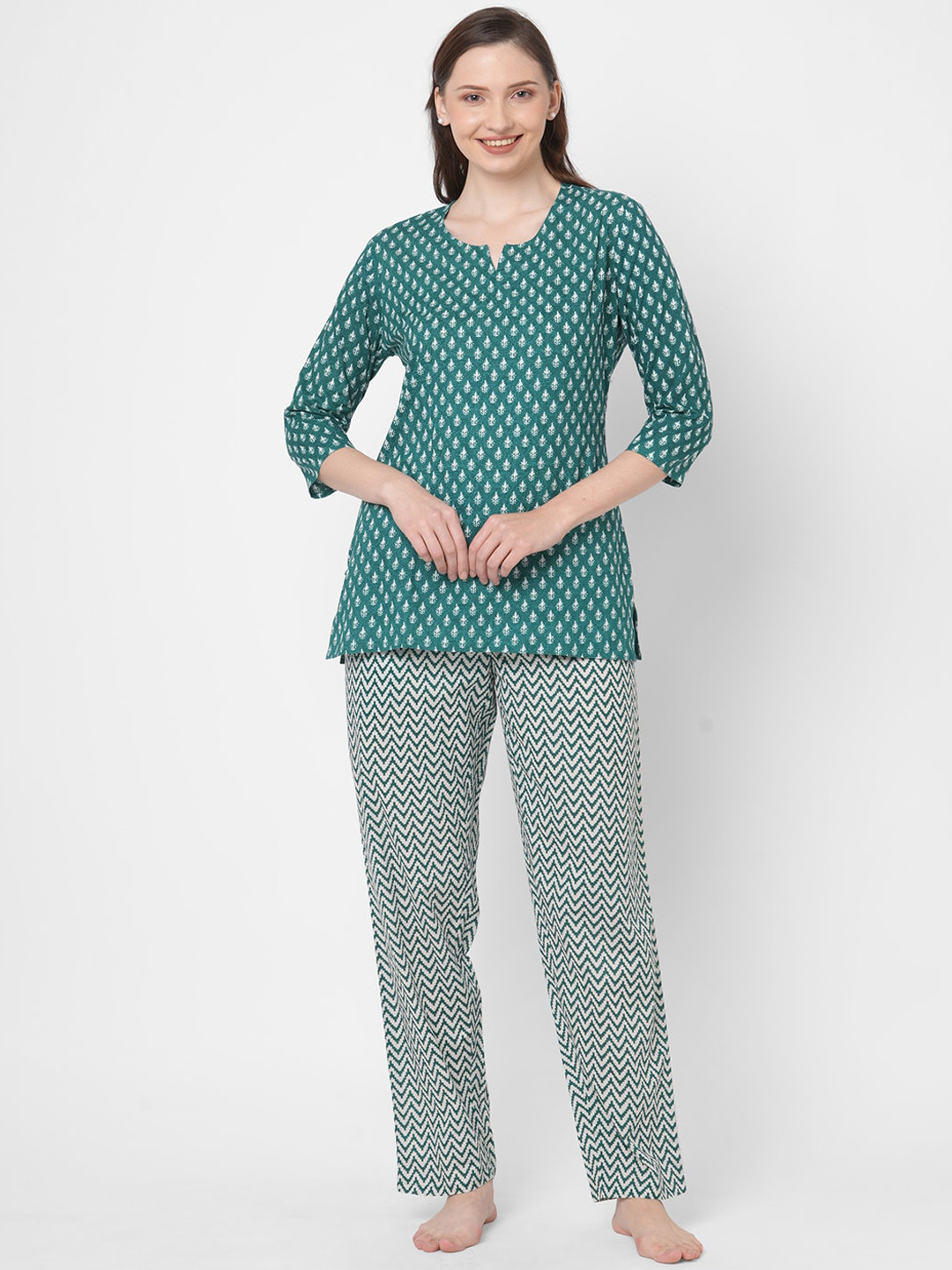SDL by Sweet Dreams Women Green & White Floral Printed Pure Cotton Night suit