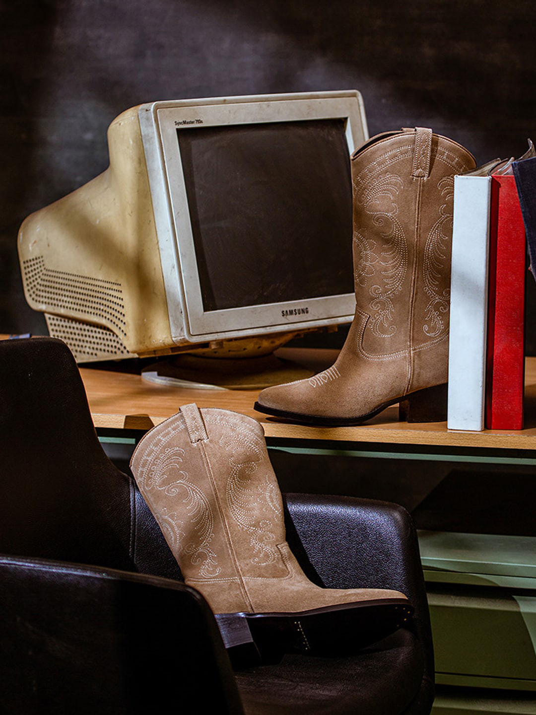 Saint G Ivory Stitched Leather Mid-Top Regular Cowboy Boots