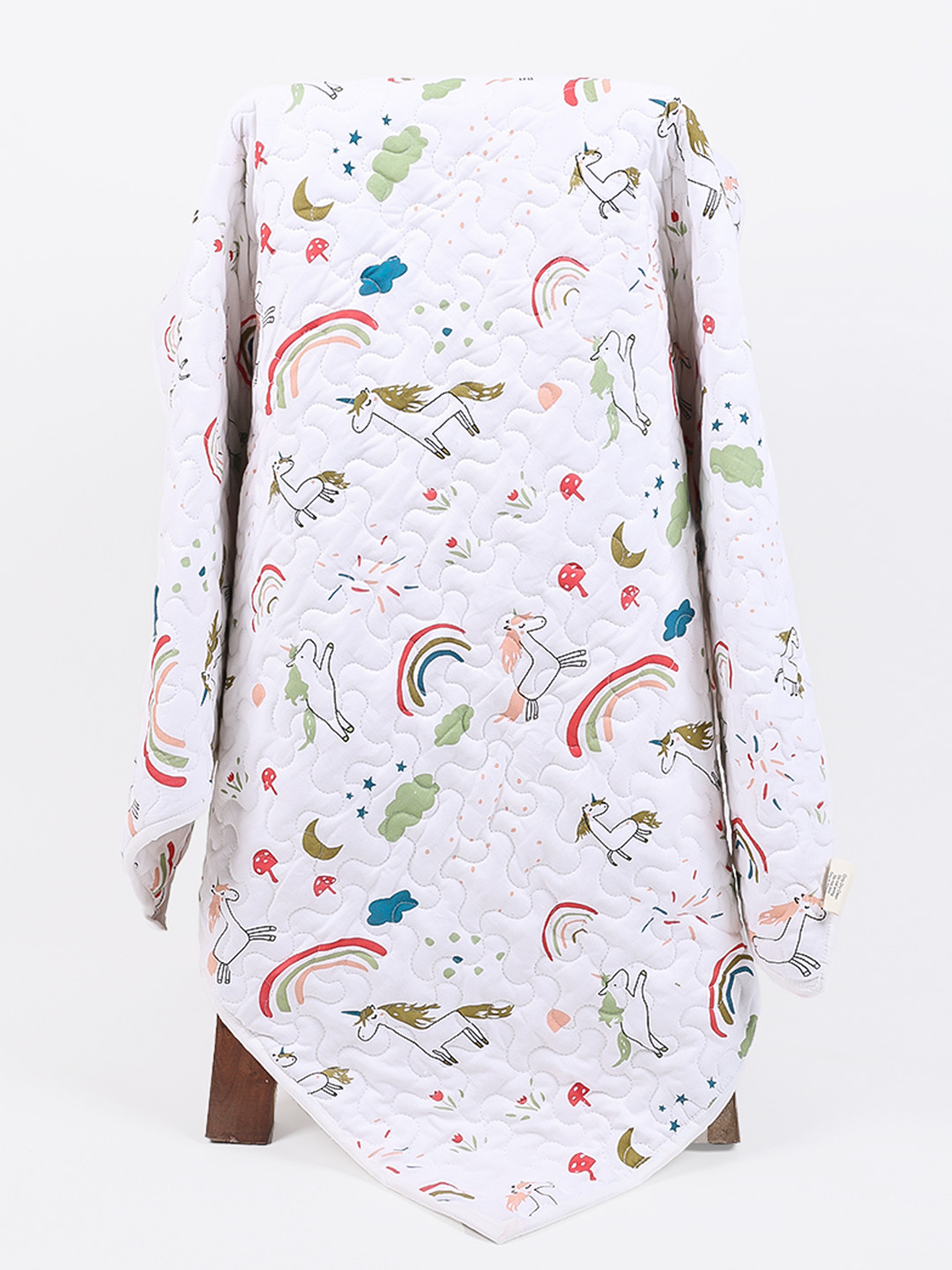 Moms Home White And Blue 500 GSM Cartoon Print Cotton AC Room Single Bed Quilt