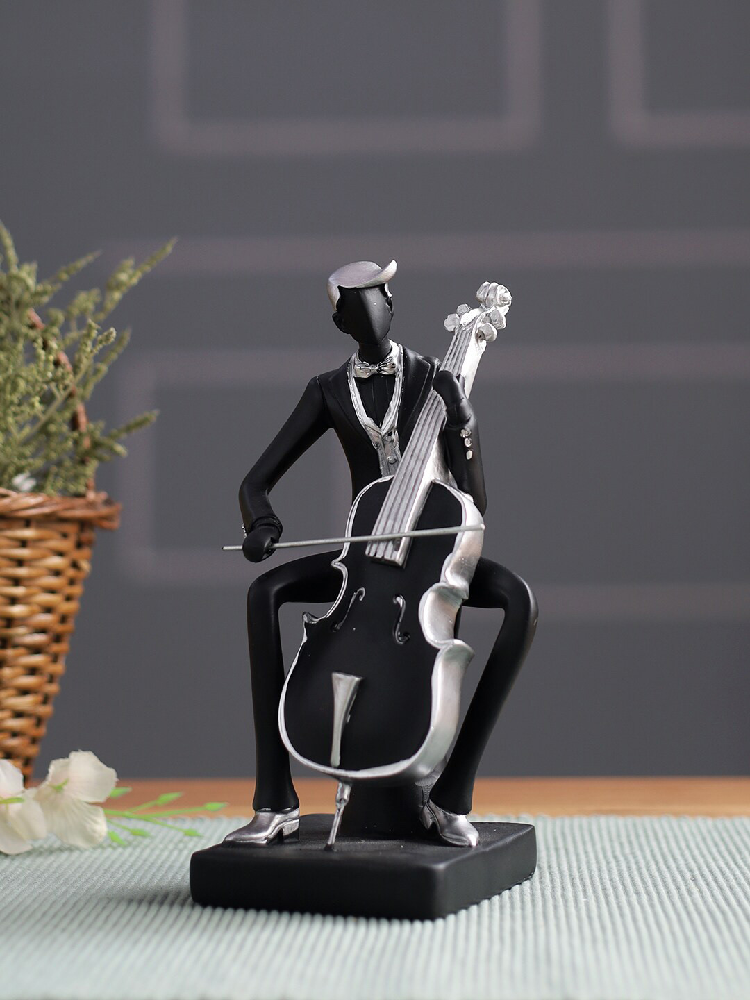 TAYHAA Musician Playing Violin Black Polyresin Natural Living Room Music Small Showpiece - 8.3 Inches