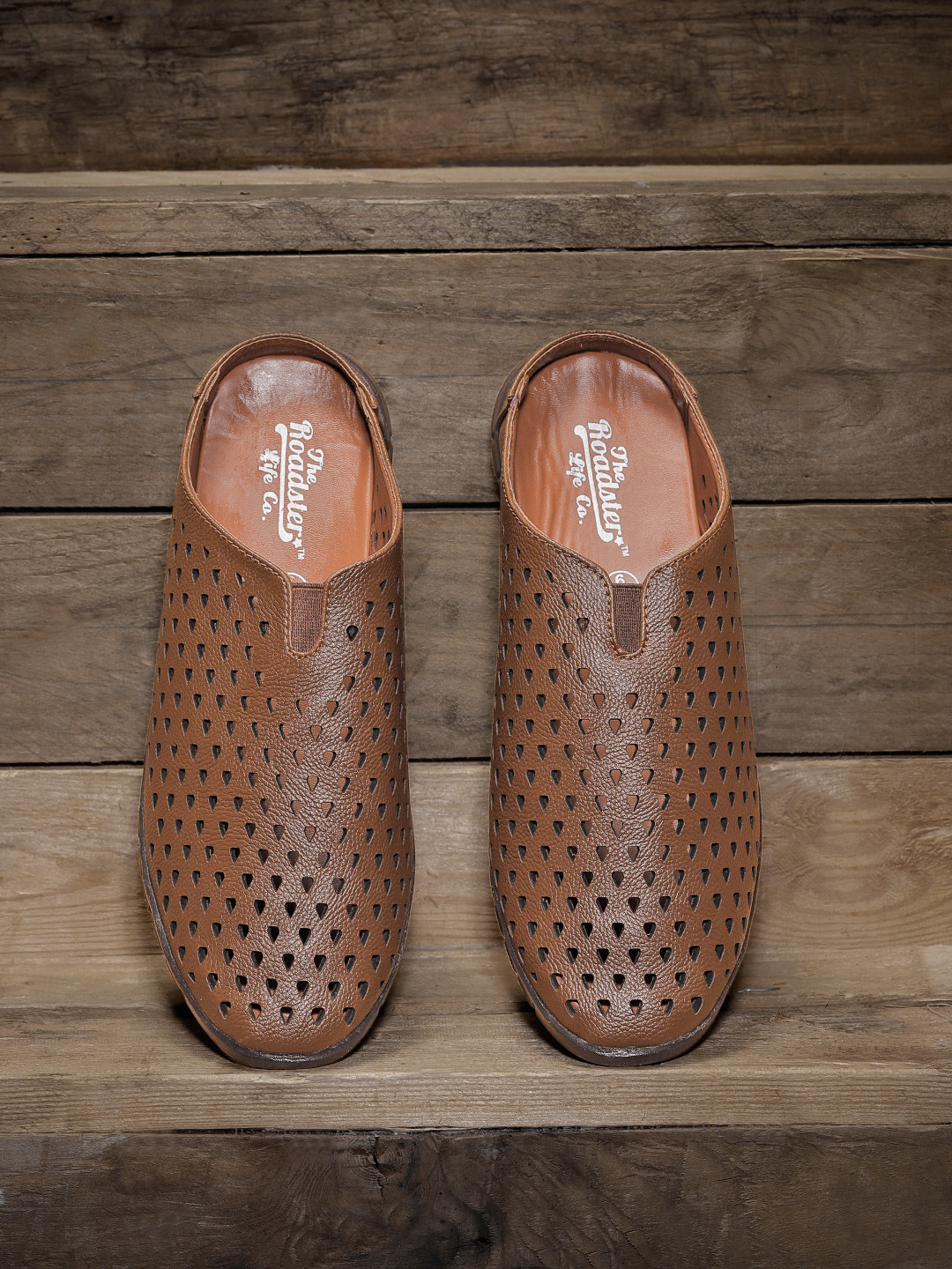 Buy Roadster Men Brown Cut Out Sandals 