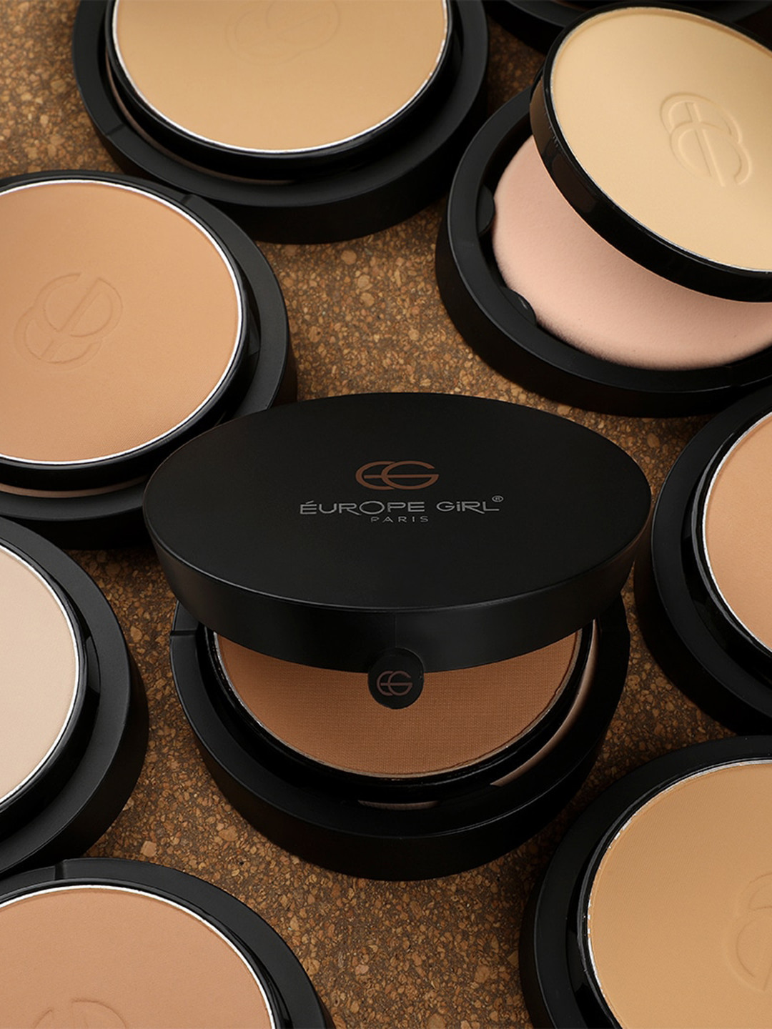 EUROPE GIRL HD Compact Powder - IVORY 100 - 1
