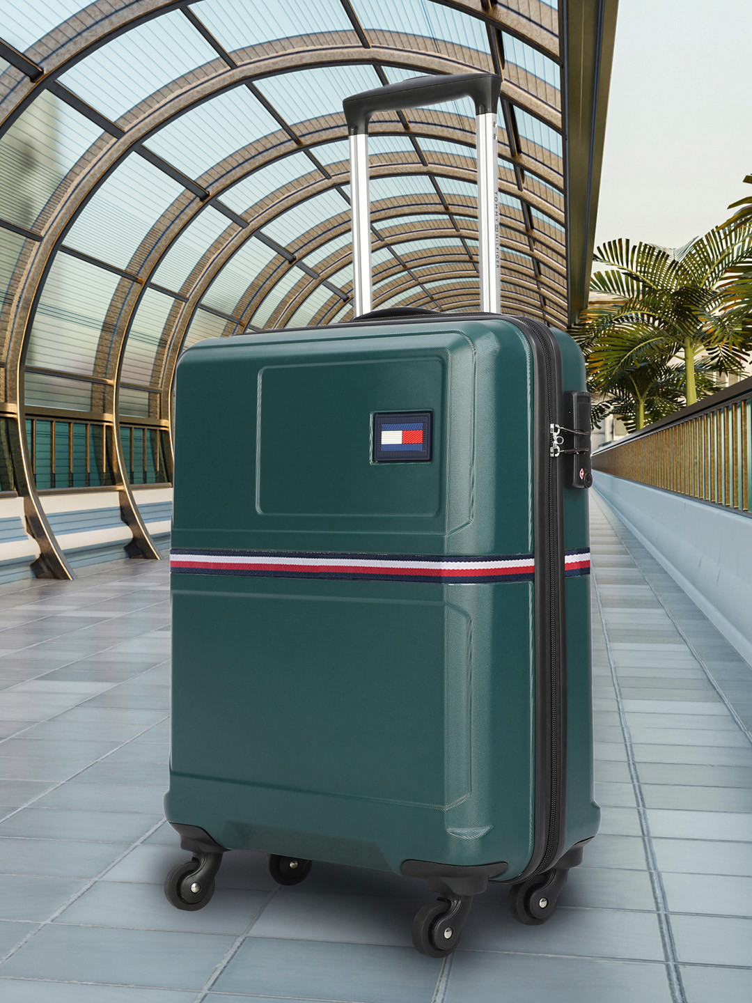 Tommy Hilfiger Hard 4 Wheels 360-Degree Rotation Medium Trolley Bag