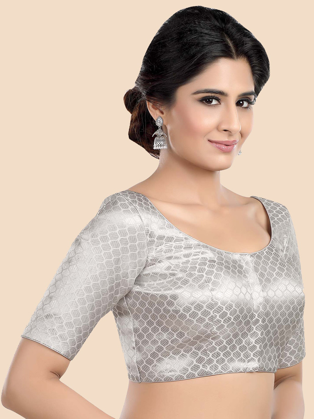 neckbook Silver-Toned Brocade Padded Saree Blouse