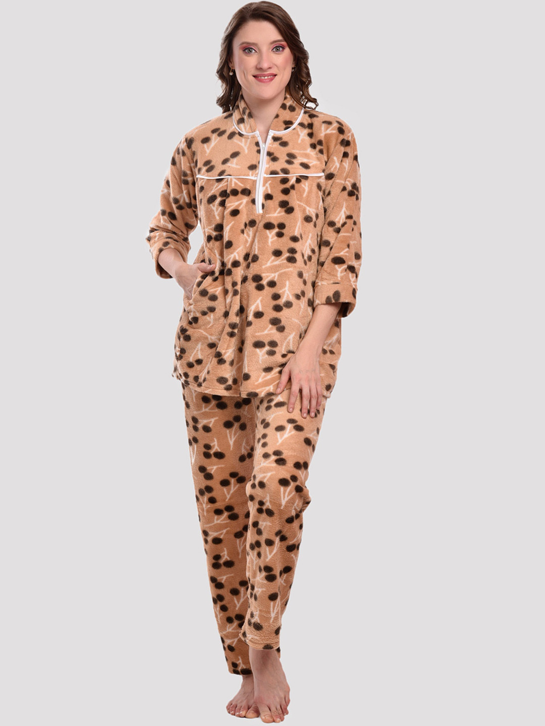 CIERGE Women Brown & White Printed Wool Night suit