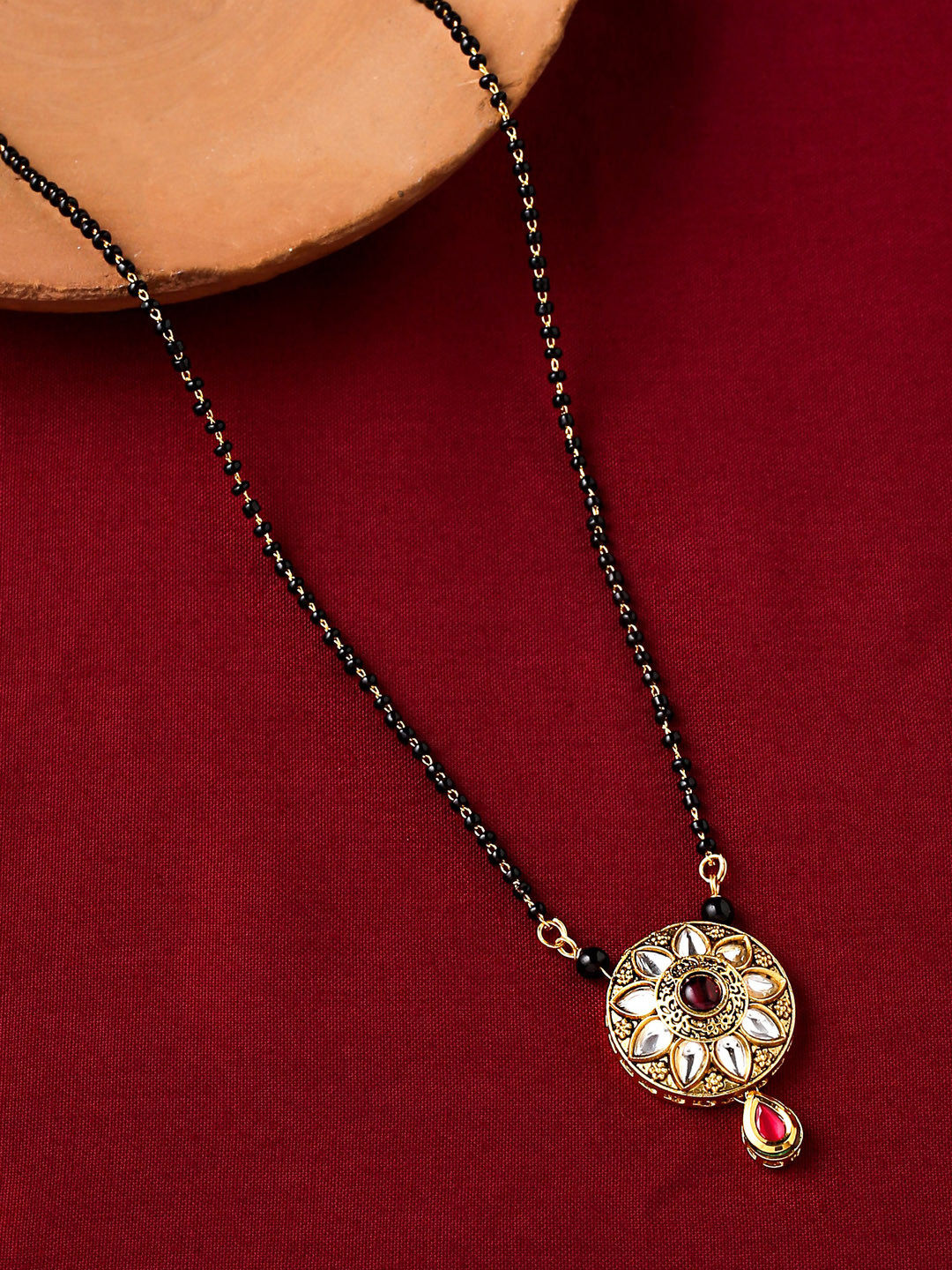 Yellow Chimes Gold-Plated Circular Charm Nallapusalu Chain Mangalsutra