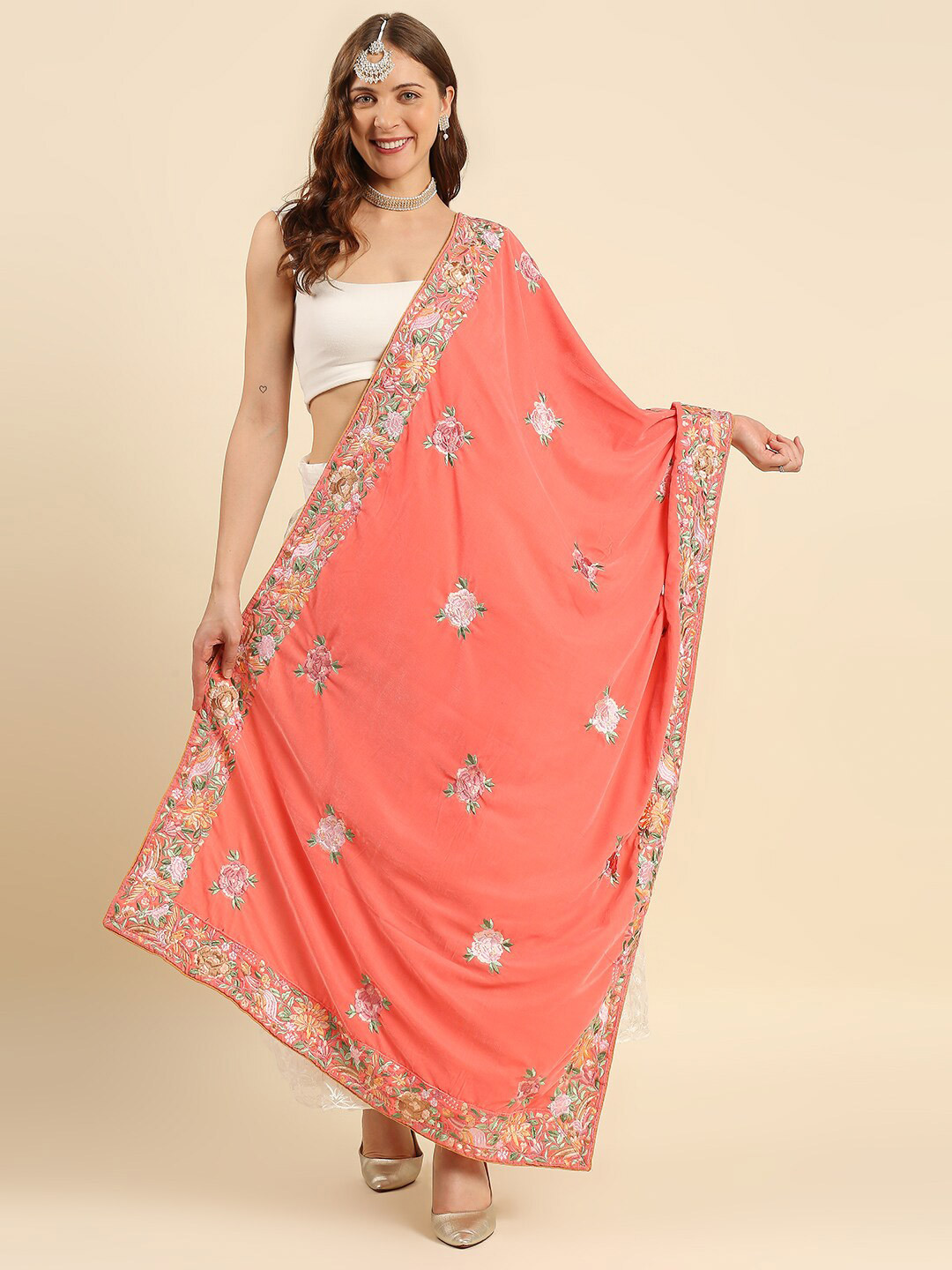 Dupatta Bazaar Women Coral & Green Embroidered Velvet Dupatta with Thread Work