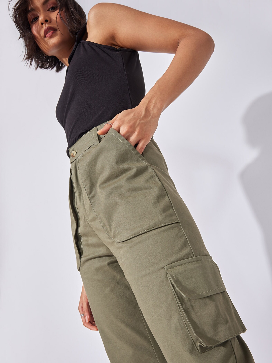 Pantalon en tissu cargo Couleur vert olive clair - RESERVED - 0753X-81X