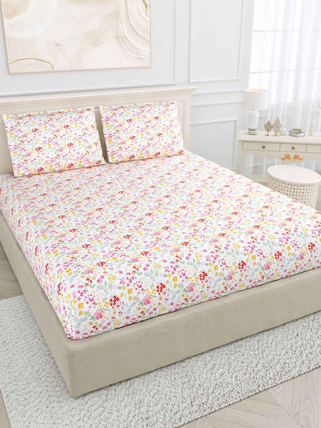 haus & kinder Utopia Pink Floral Cotton 186 TC King Fine Bedsheet with 2 Pillow Covers-108 x 108 inches