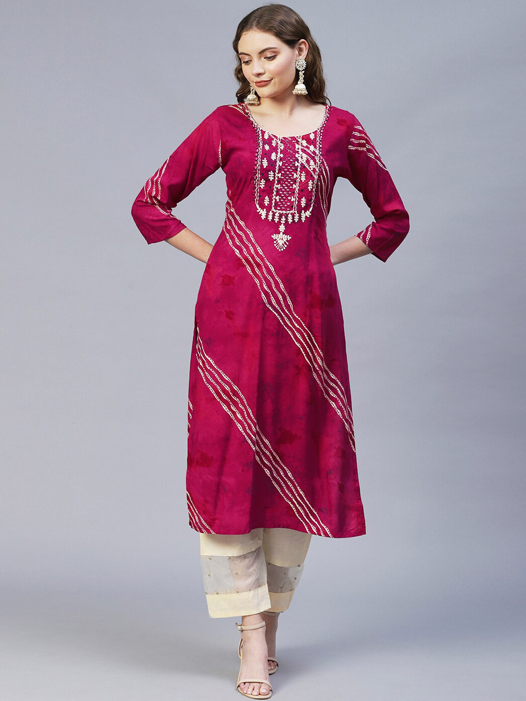 FASHOR Women Magenta Printed & Yoke Design Embroidered Kurta