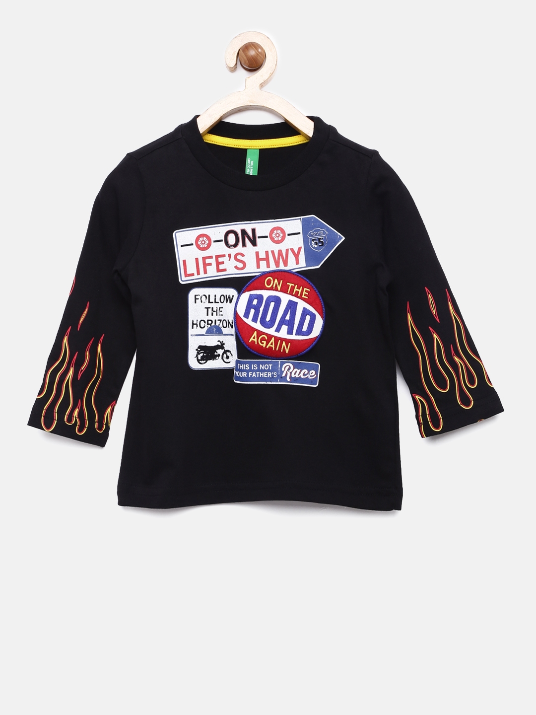 United Colors of Benetton Boys Black Printed Pure Cotton T shirt