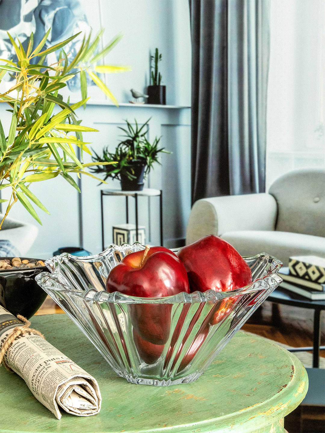 GOODHOMES Transparent Dishwasher and Microwave safe Glass Prism Fruit Bowl