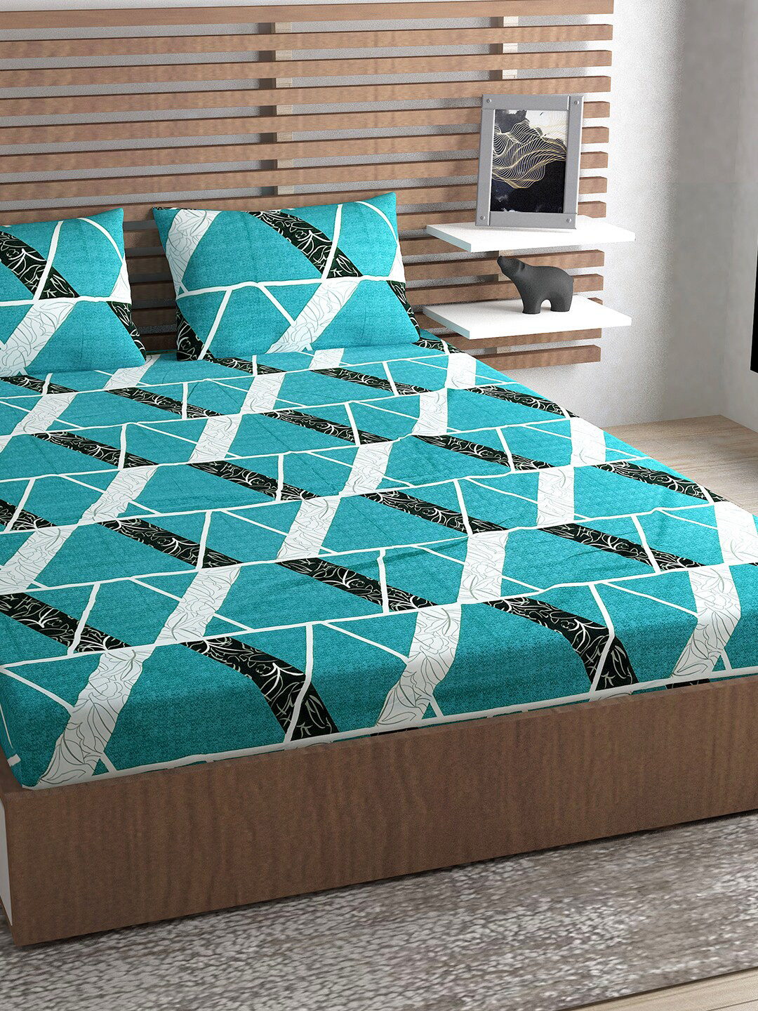 Urban Magic Blue Geometric Polyester 140 TC Queen Coarse Bedsheet with 2 Pillow Covers-89 x 85 inches