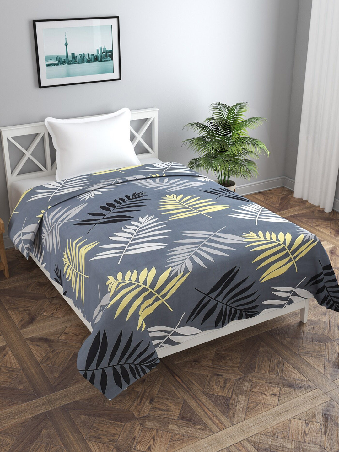 MORADO Grey Leaf Printed Single Duvet Cover